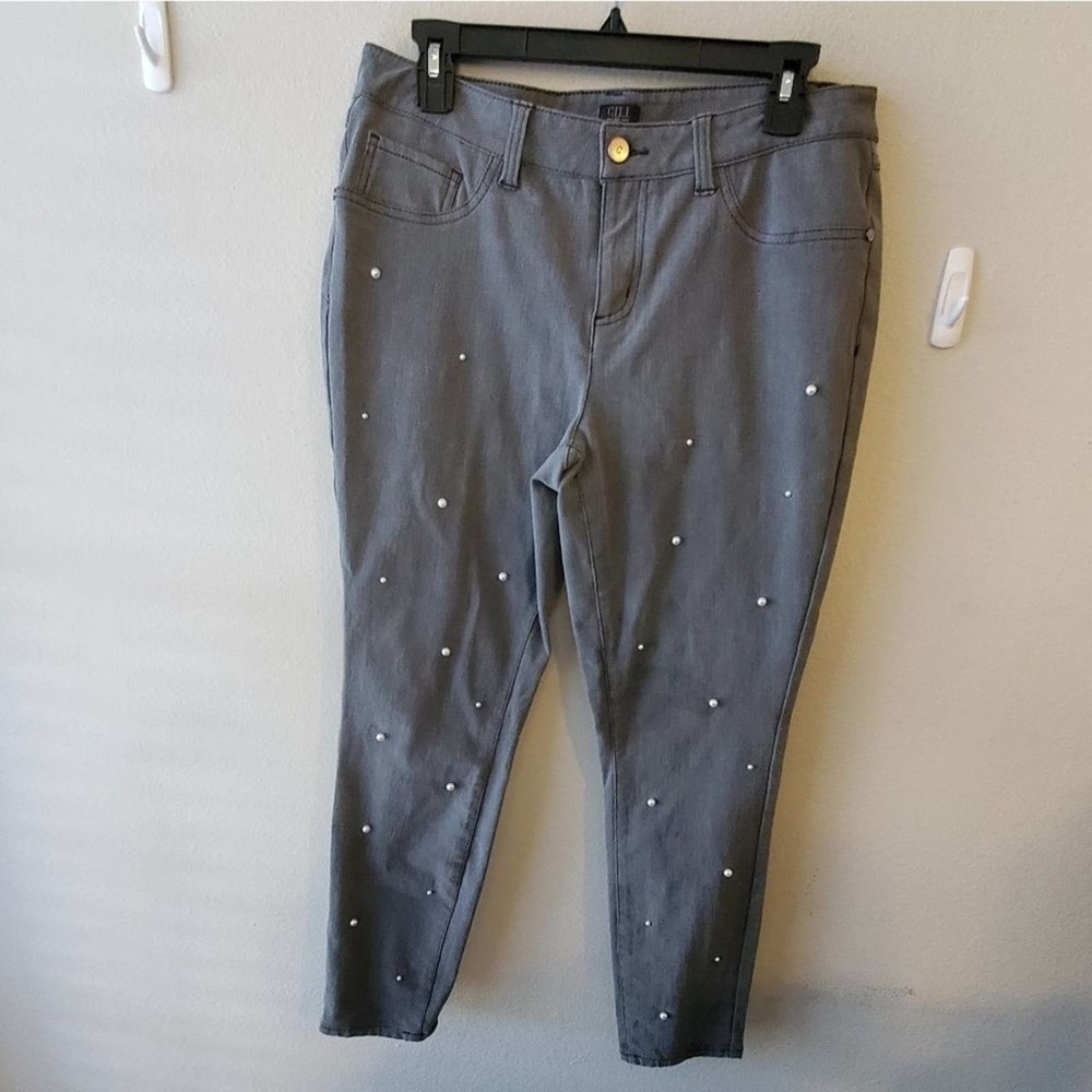 G.i.l.i. skinny pearl studded skinny jeans size 12